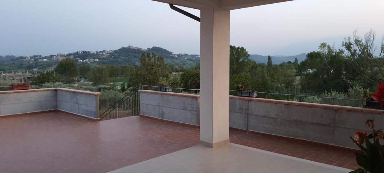 Casa Vacanze Cerreto 3 Miglianico Exterior foto