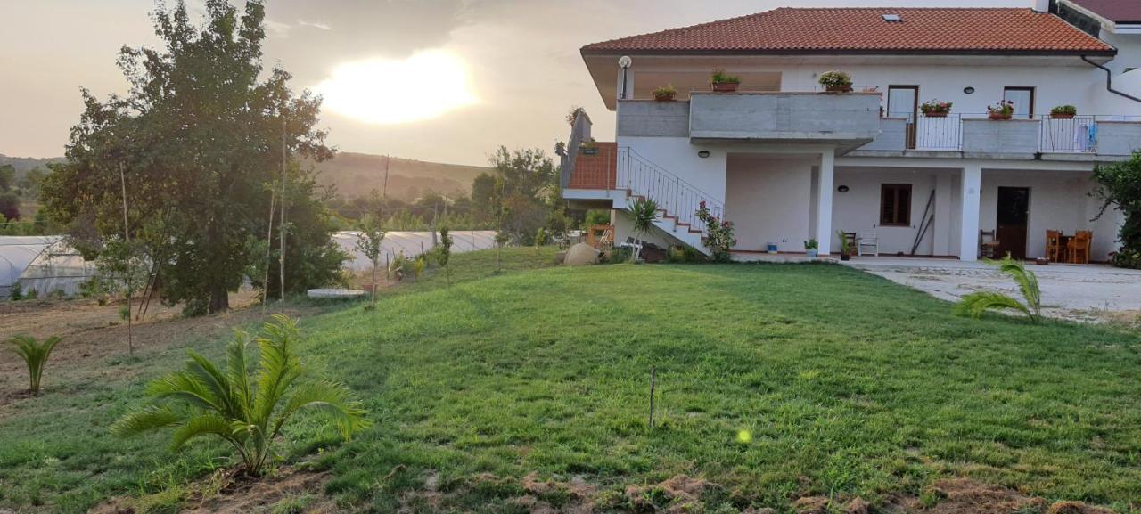 Casa Vacanze Cerreto 3 Miglianico Exterior foto