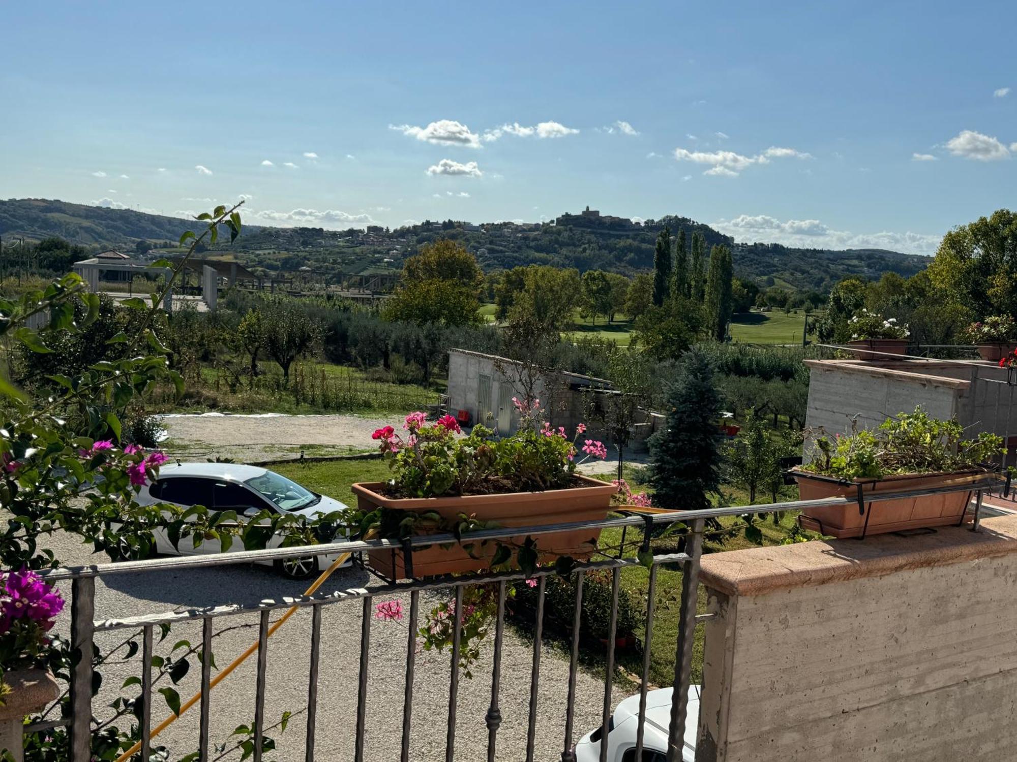 Casa Vacanze Cerreto 3 Miglianico Exterior foto